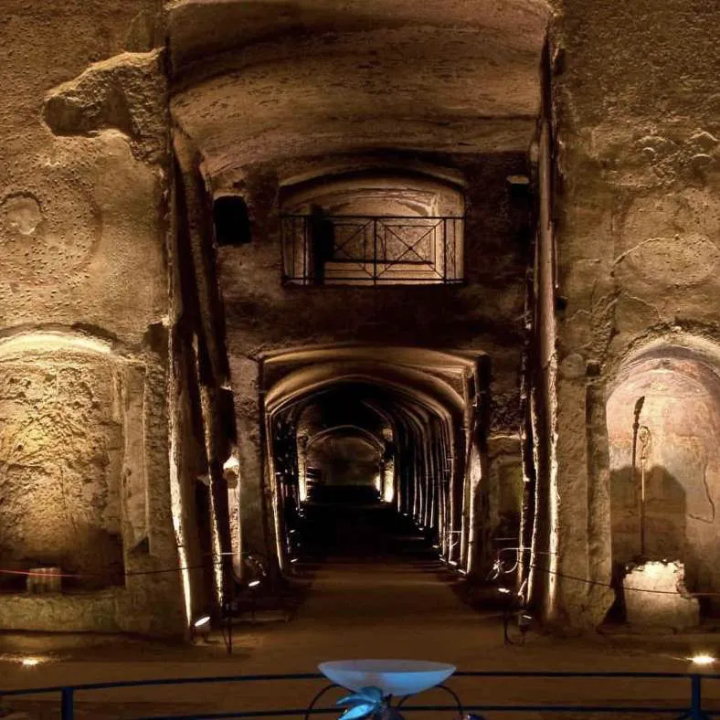 Entrée et visite des Catacombes de San Gennaro et San Gaudioso
