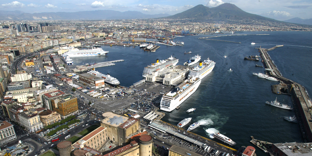 Nel secondo trimestre i traffici delle merci nei porti di Napoli e Salerno hanno registrato cali del -5,3% e -3,2%
