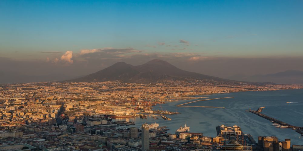 20231031141102dove-vedere-tramonto-napoli.jpg