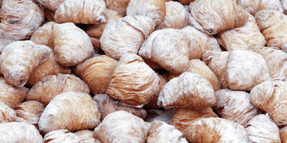 20240913134233-sfogliatelle-di-napoli.png