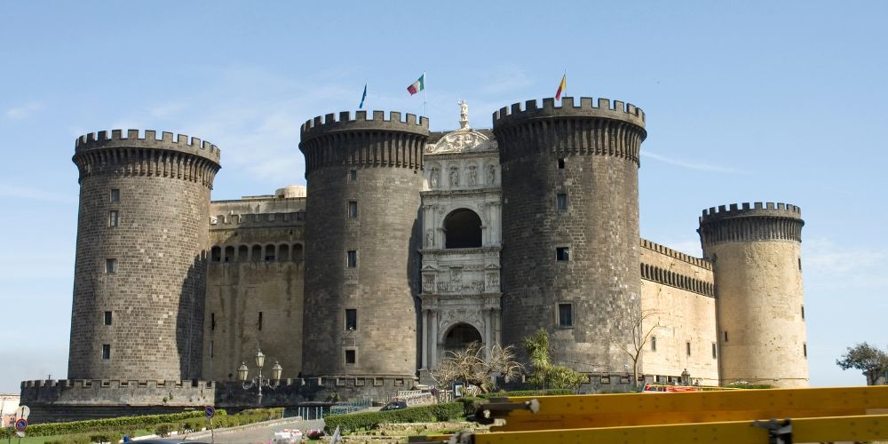 20250607154422-napoli-tour-a-piedi.jpg