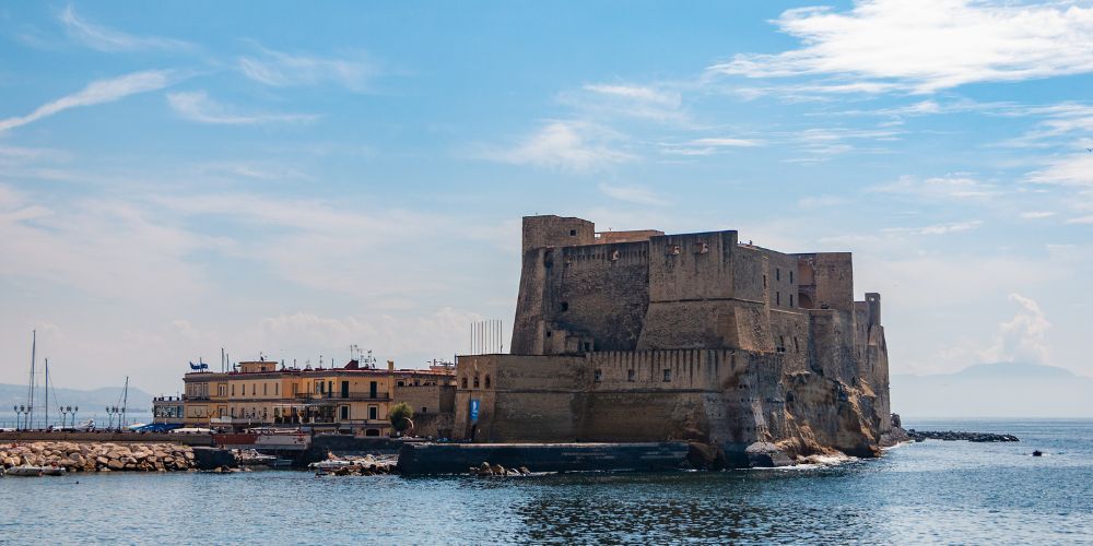 20250619111127-things-to-do-in-naples-with-children.jpg