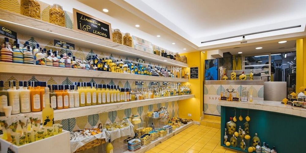 20250707144622-shopping-locale-limoncello-napoli.jpg