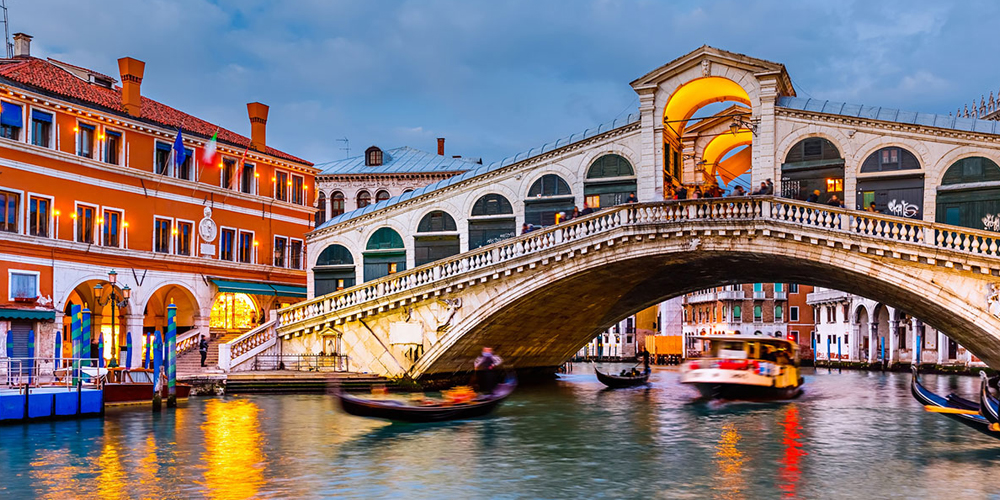 Ponte di Rialto Places of Venice