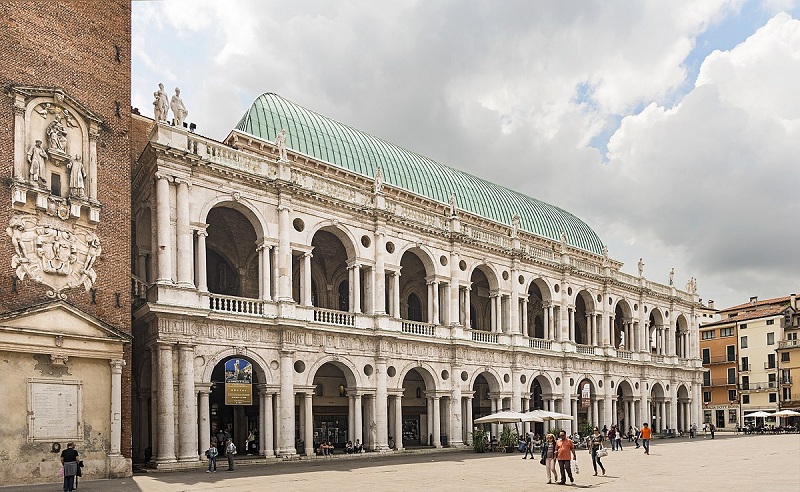 202011131106271200px-Basilica_Palladiana_(Vicenza)_-_facade_on_Piazza_dei_signori.jpg