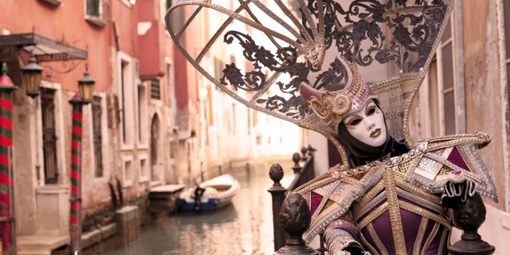 20220206151202carnevale-venezia-maschera.jpg