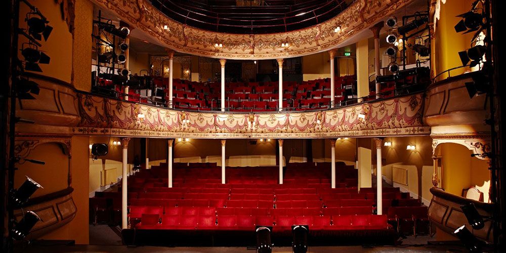 20250628102905-venice-inventions-the-first-public-opera-house-in-the-world.jpg