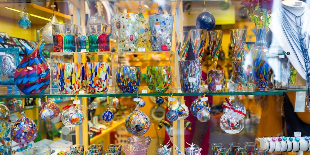 20250714001753-murano-vs-burano-murano-souvenirs.jpg